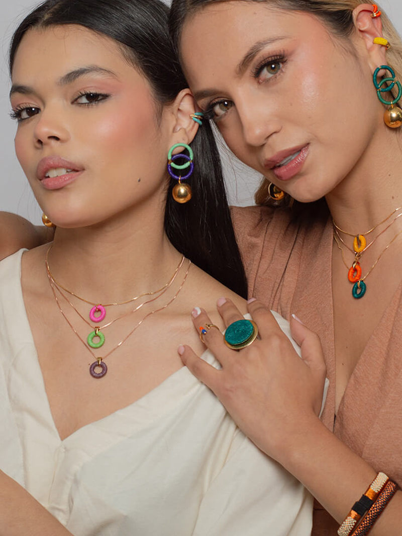 cadena-collar-w-modelo-dichardi